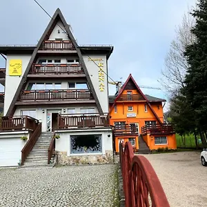 Rezydencja Karnat I I Ii Hotel